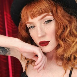 Meet your Posher, Riley